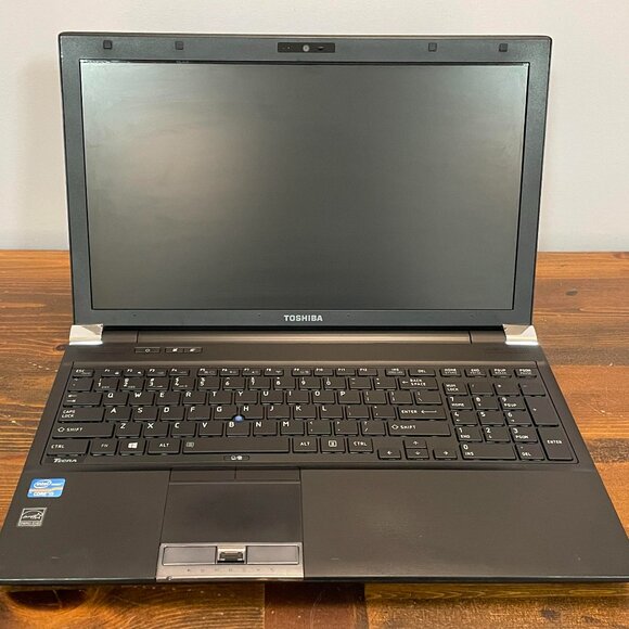 Toshiba Laptop - TECRA R950 (Upgraded) - Picture 2 of 7